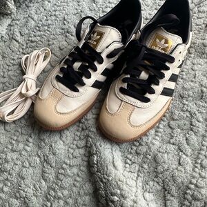 Adidas Cream and Black Sneakers